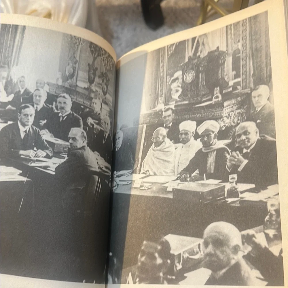 Vintage “The Life and Death of Mahatma Gandhi” by Robert Payne